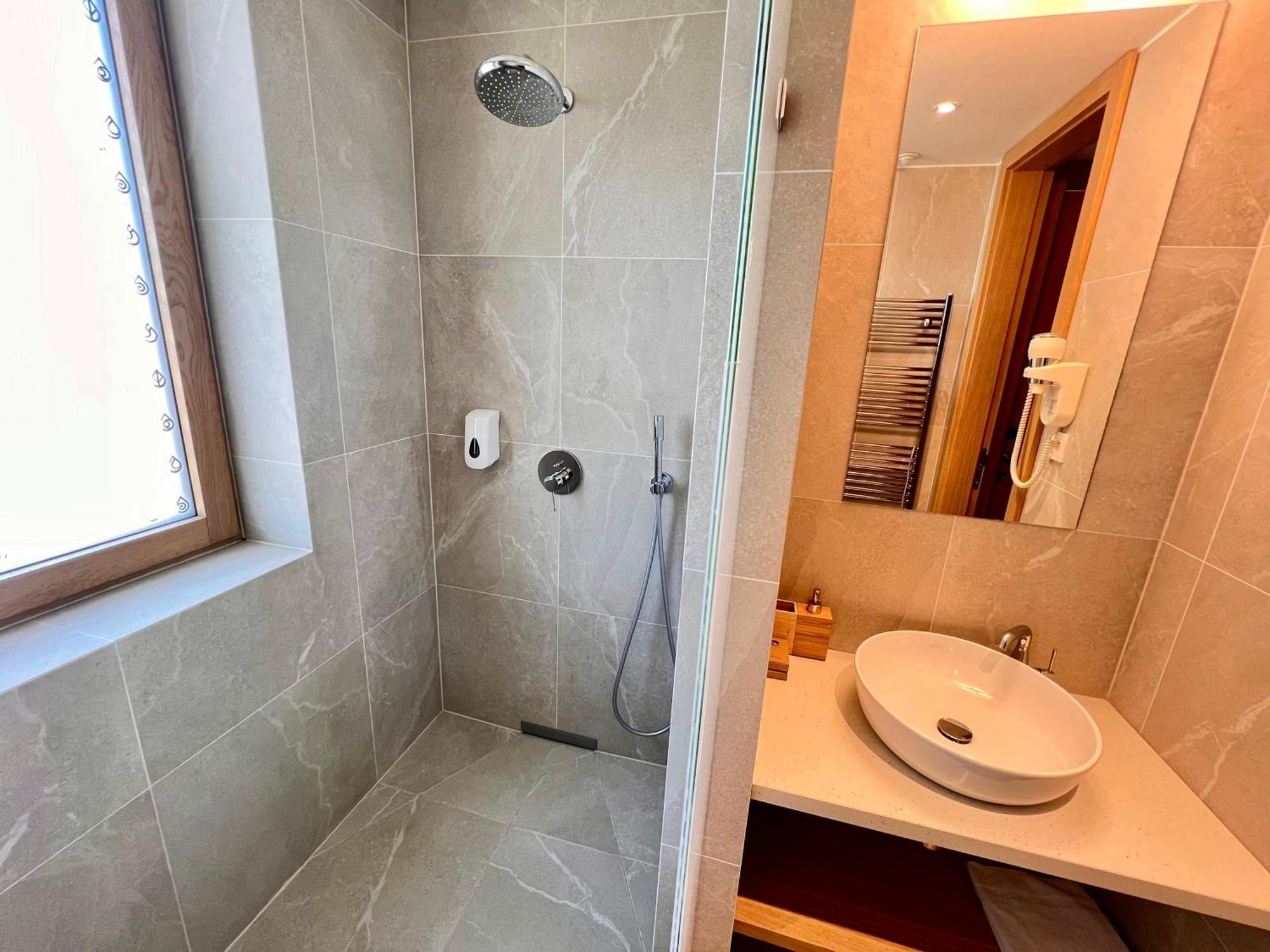 Raj Zdravia Hotell Bratislava Eksteriør bilde